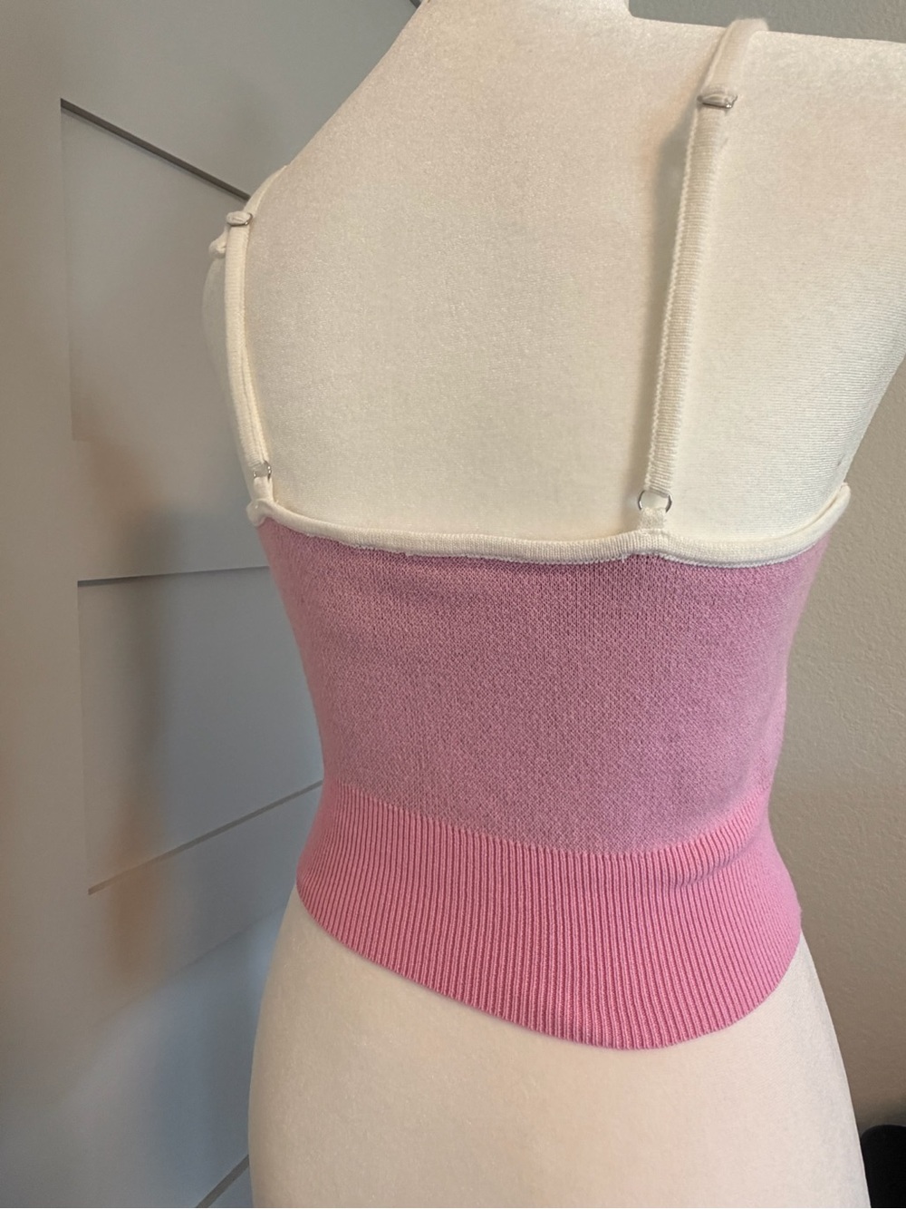 Hello Kitty Knit Crop Tank - Picture 4 of 7
